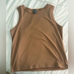 Light brown ribbed tank